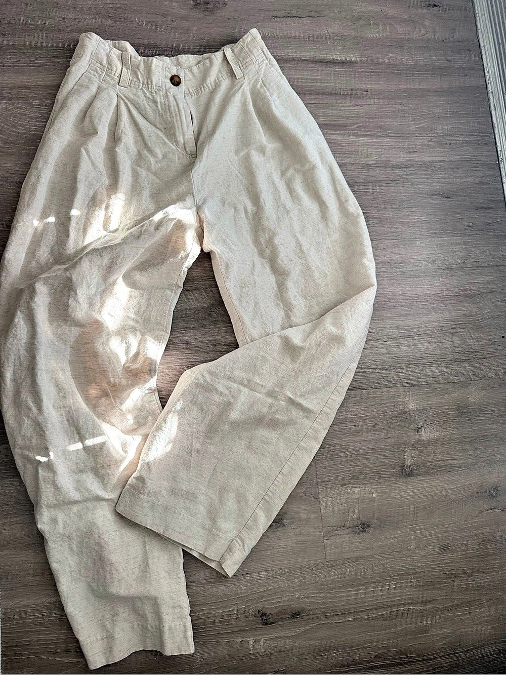 H&M Linen Blend Straight Leg Pants. US 2.